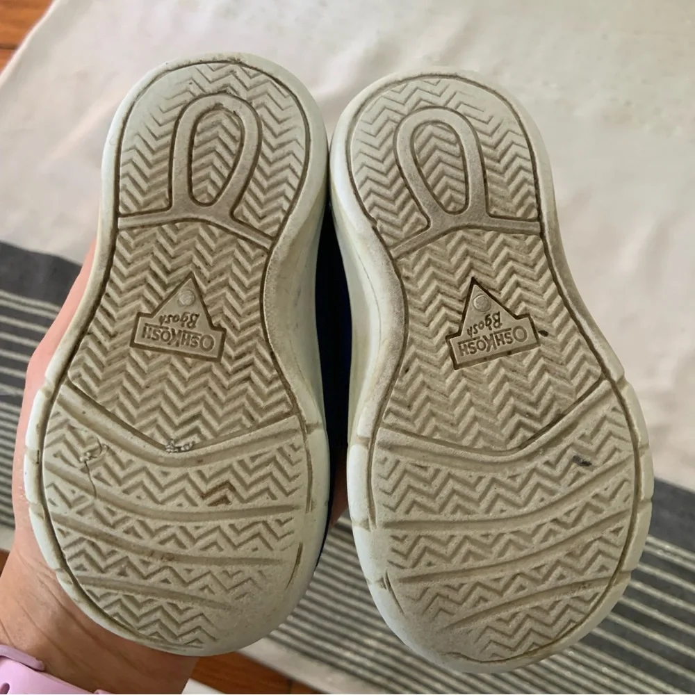 OshKosh B’Gosh Water Sneakers